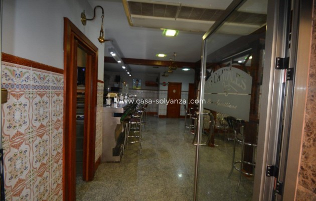 Revente - Commercial - Bigastro - Center