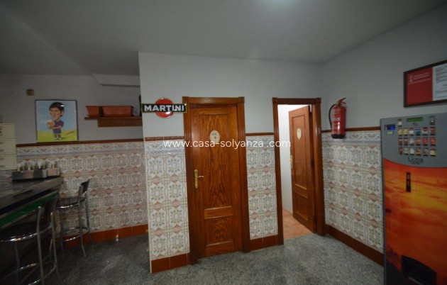 Revente - Commercial - Bigastro - Center