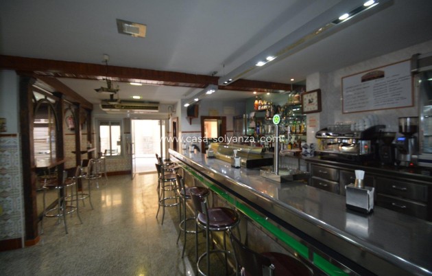 Revente - Commercial - Bigastro - Center