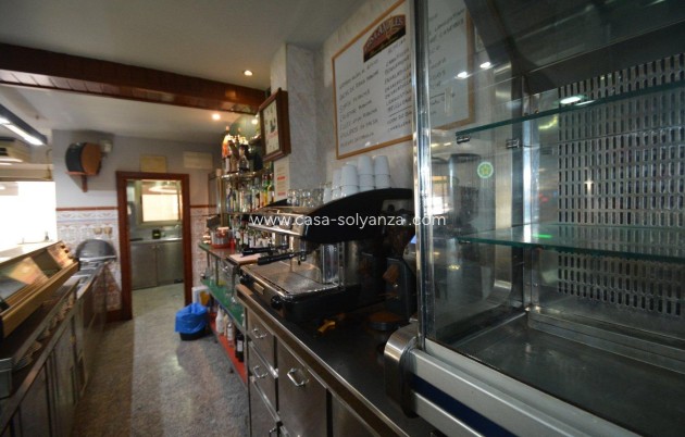 Revente - Commercial - Bigastro - Center