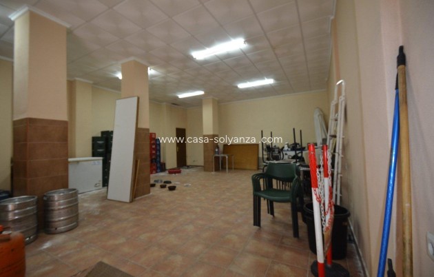 Revente - Commercial - Bigastro - Center