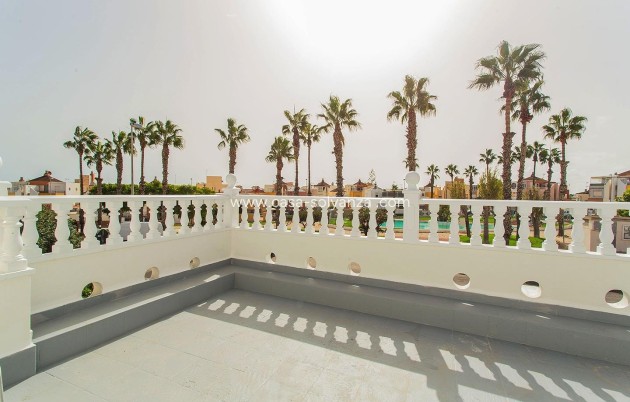 Revente - Villa - Orihuela - Urbanización Perla del Mar