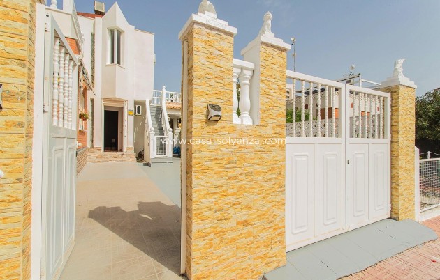 Revente - Villa - Orihuela - Urbanización Perla del Mar