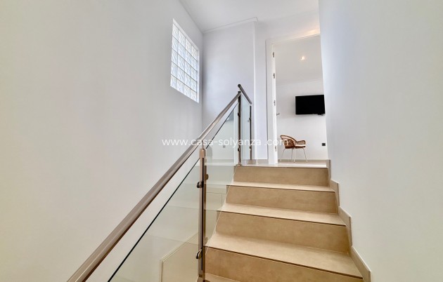 Neue Gebäude - Villa - Benijofar