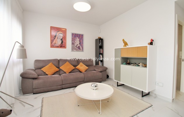 Wiederverkauf - Wohnung - San Miguel de Salinas