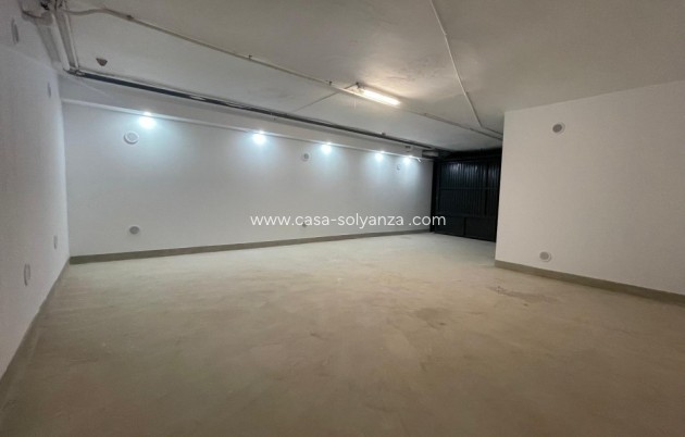 Herverkoop - Herenhuis - Aquilas