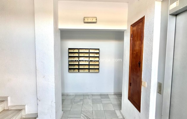 Revente - Appartement - Torrevieja - Aguas nuevas