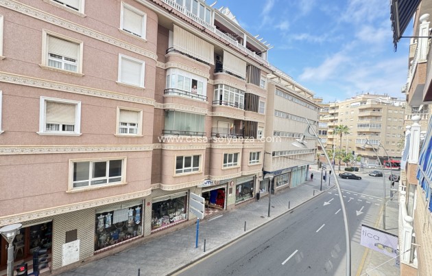 Wiederverkauf - Wohnung - Torrevieja