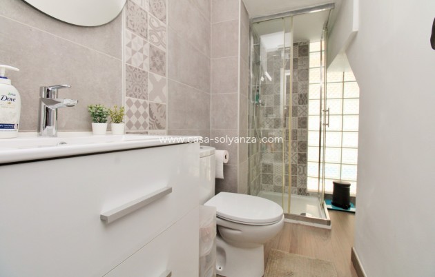 Revente - Maison de ville - Villamartin - Villamartín