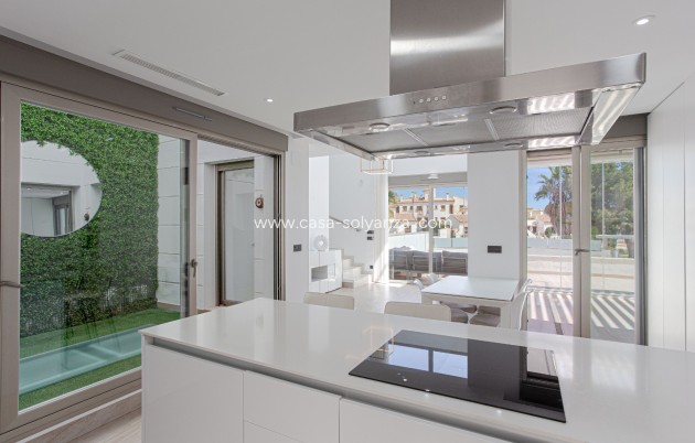 Revente - Villa - Orihuela Costa - Costa Blanca