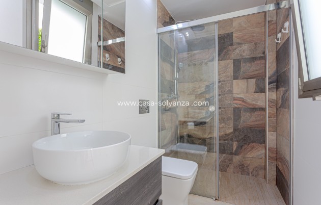 Revente - Villa - Orihuela Costa - Costa Blanca