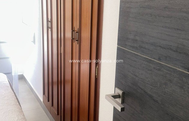 Reventa - Apartamento / piso - Torrevieja - Center