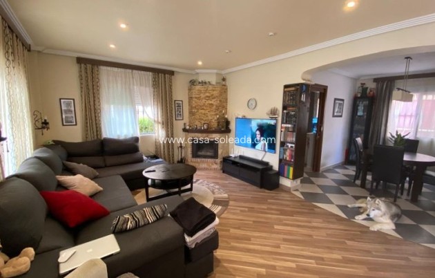 Resale - Villa - Orihuela Costa - Costa Blanca