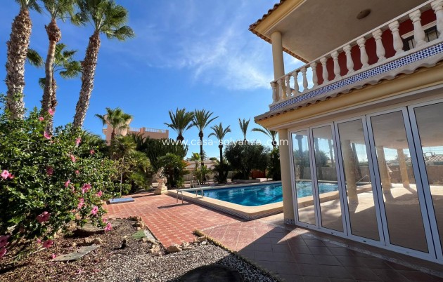 Revente - Villa - Torrevieja - Torreta Florida