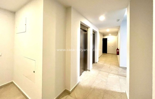 Wiederverkauf - Wohnung - Orihuela Costa