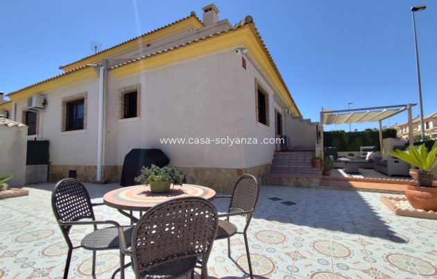 Revente - Villa - Villamartin - Villamartín