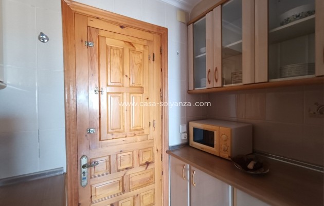 Resale - Apartment / flat - La Mata