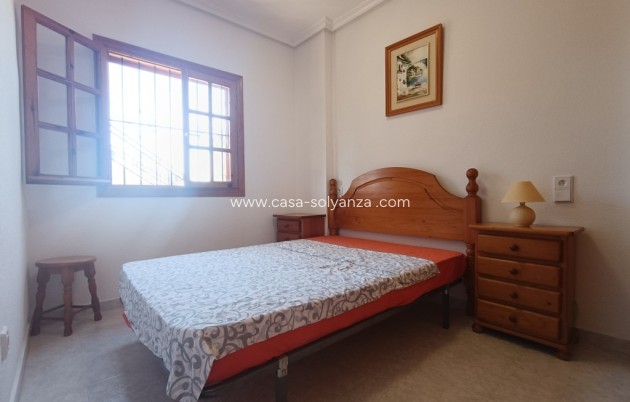 Resale - Apartment / flat - La Mata