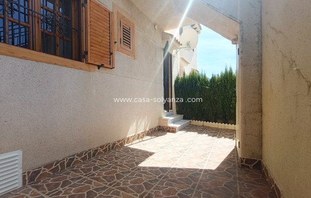 Resale - Apartment / flat - La Mata