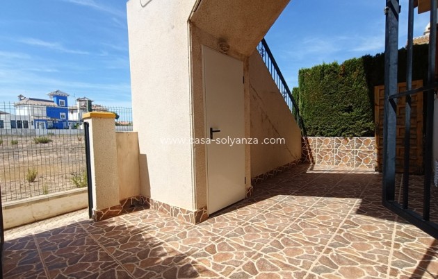 Resale - Apartment / flat - La Mata