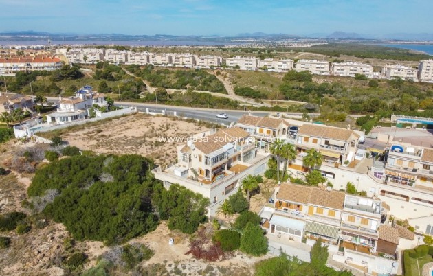 Resale - Apartment / flat - La Mata