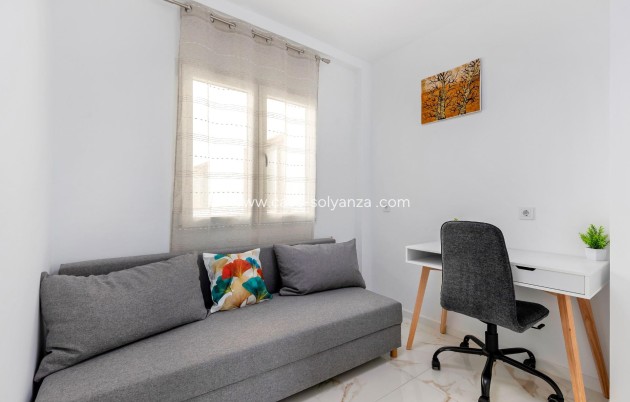 Revente - Appartement - Torrevieja - La Mata