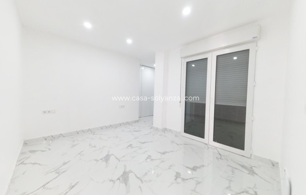 Revente - Appartement - Torrevieja - Playa De Los Naufragos