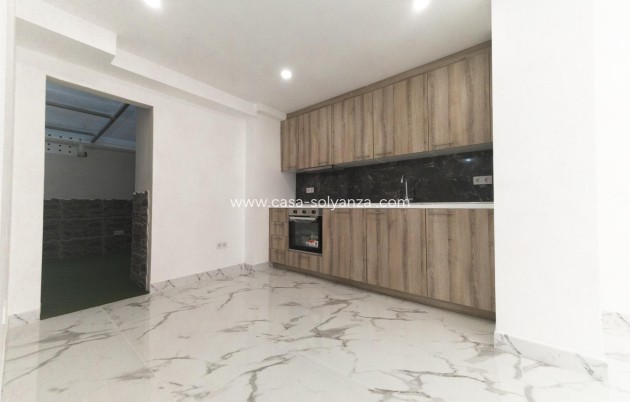 Revente - Appartement - Torrevieja - Playa De Los Naufragos