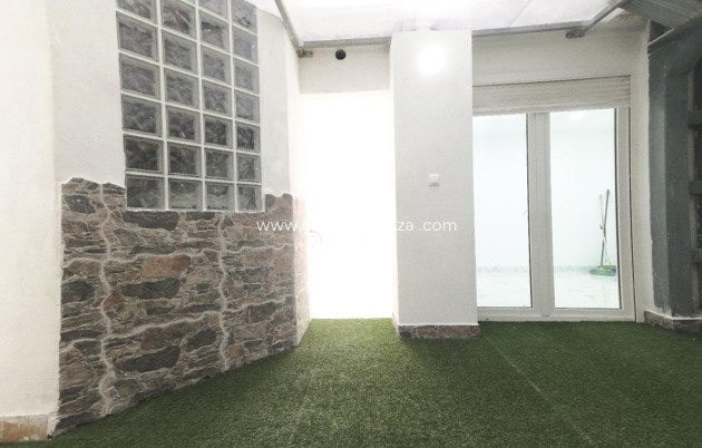 Revente - Appartement - Torrevieja - Playa De Los Naufragos