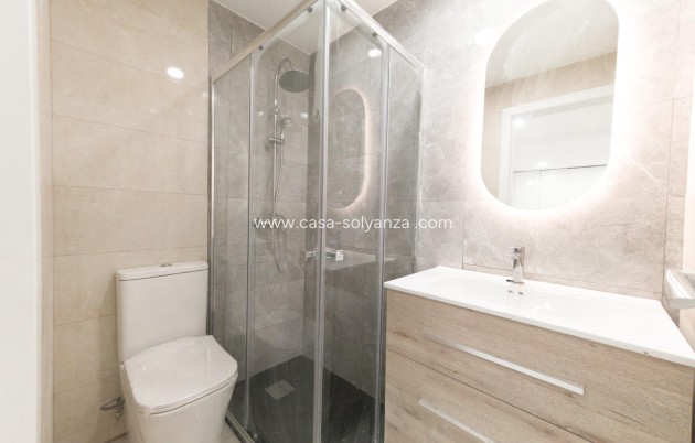 Revente - Appartement - Torrevieja - Playa De Los Naufragos