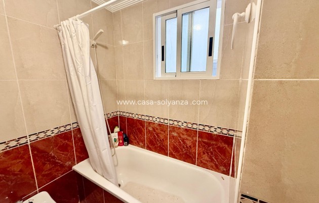 Revente - Appartement - Torrevieja - Center