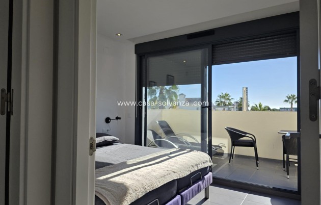 Revente - Villa - Orihuela Costa - Villamartín