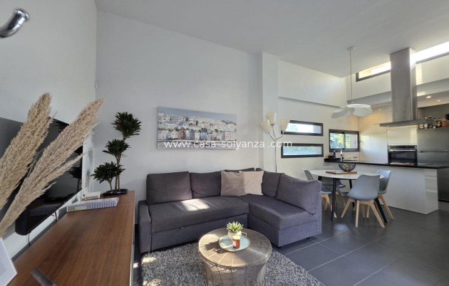 Revente - Villa - Orihuela Costa - Villamartín