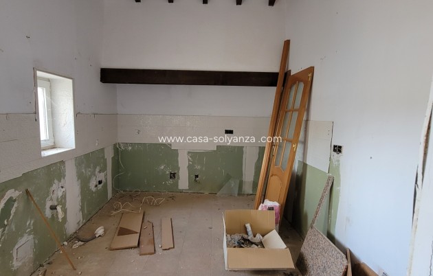 Wiederverkauf - Finca / Country Property - Torremendo