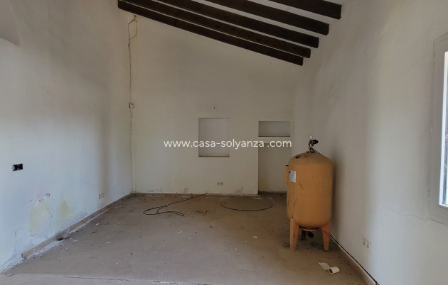 Wiederverkauf - Finca / Country Property - Torremendo