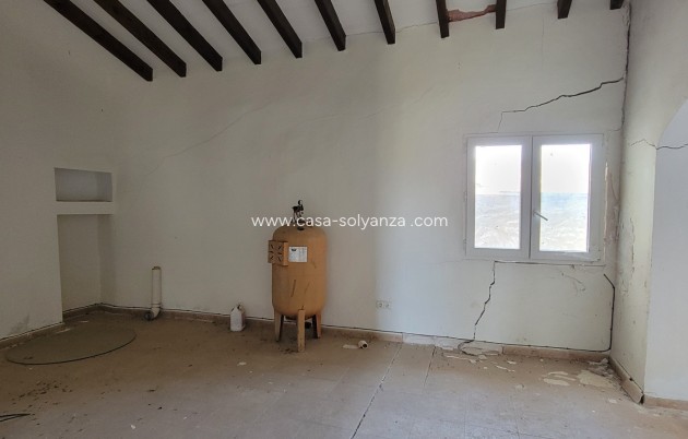 Wiederverkauf - Finca / Country Property - Torremendo