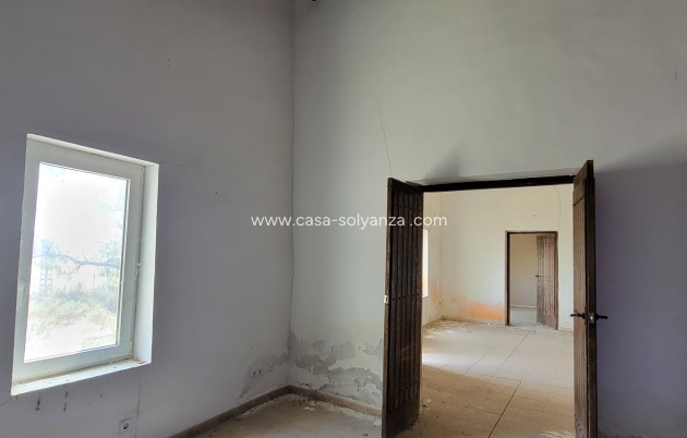 Wiederverkauf - Finca / Country Property - Torremendo