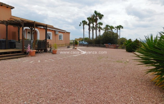Resale - Villa - Dolores