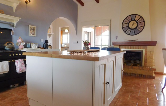 Resale - Villa - Dolores