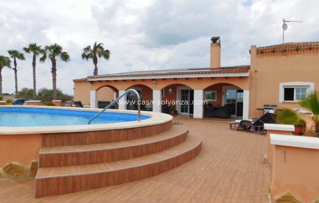 Resale - Villa - Dolores