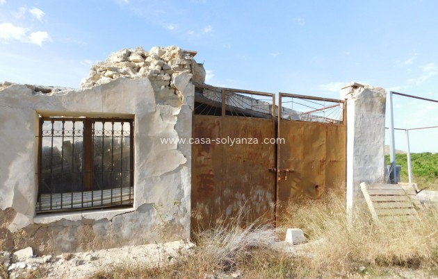 Wiederverkauf - Land - Torremendo