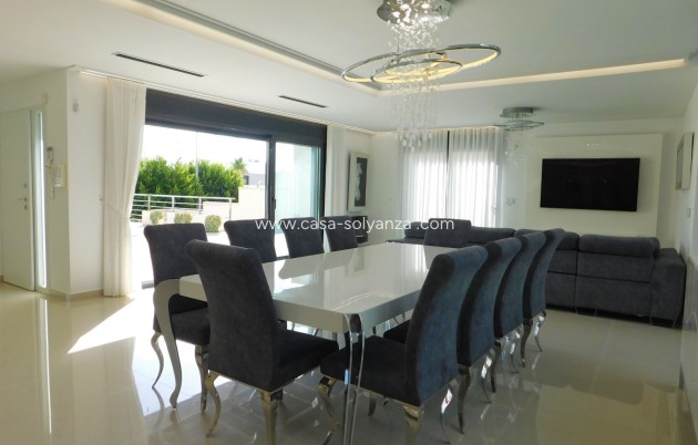 Wiederverkauf - Villa - San Miguel de Salinas