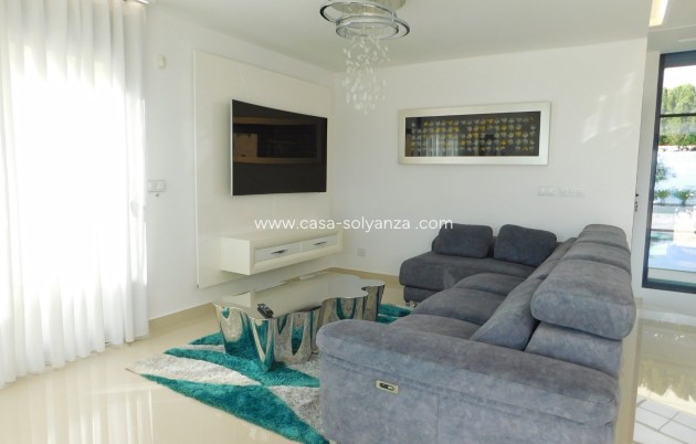 Wiederverkauf - Villa - San Miguel de Salinas