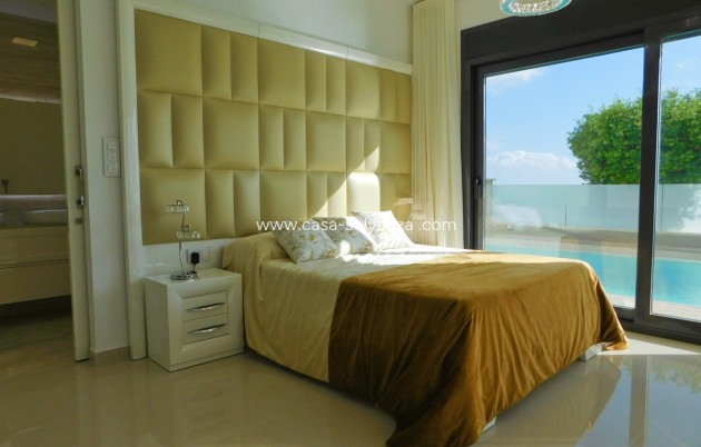 Wiederverkauf - Villa - San Miguel de Salinas