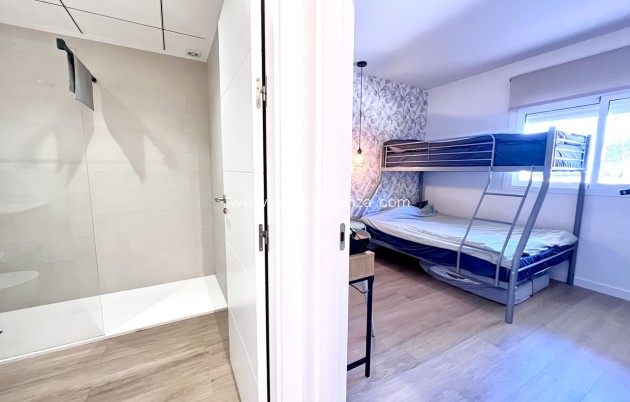 Reventa - Apartamento / piso - La Mata - Costa Blanca