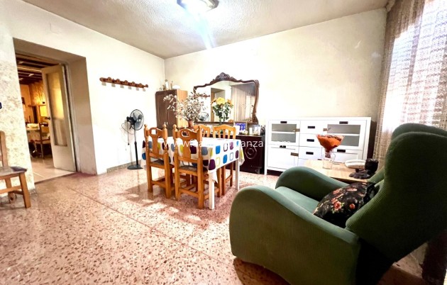 Revente - Maison de ville - Pinoso - Inland