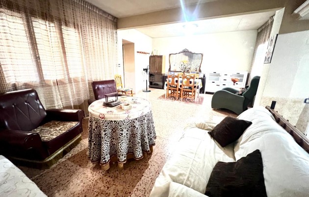 Revente - Maison de ville - Pinoso - Inland