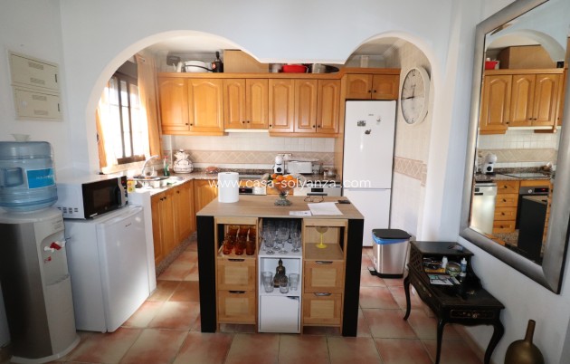 Revente - Villa - Hondón de las Nieves - Inland