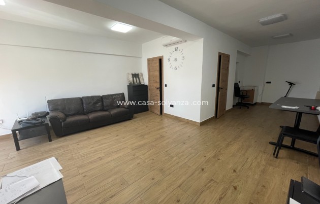 Revente - Commercial - Guardamar del Segura - Costa Blanca