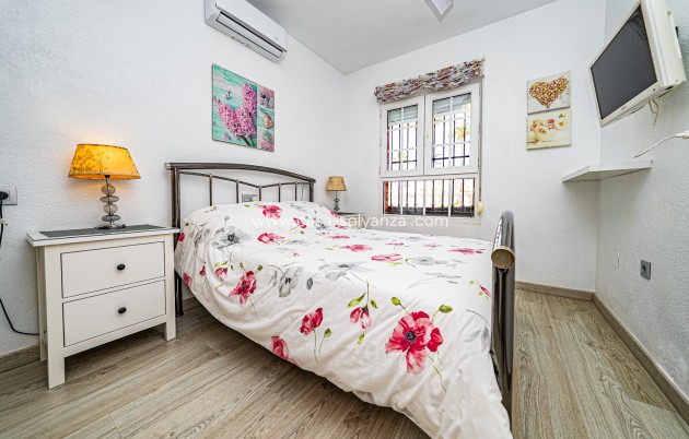 Revente - Villa - Playa Flamenca - Montilla